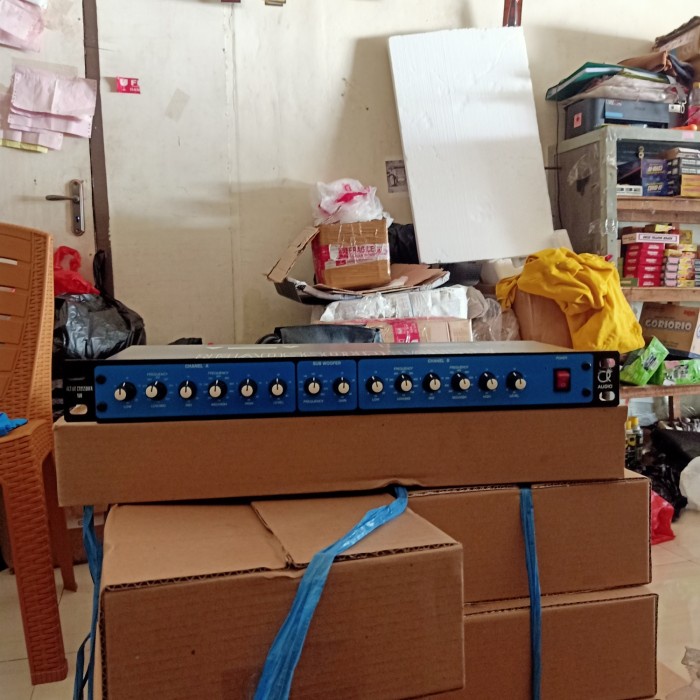 CROSSOVER AKTIF 4 WAY SUBWOOFER CR CROSOVER AKTIF SOUND SYSTEM AUDIO