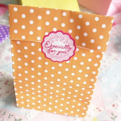 

kantong paper bag paperbag plastik murah polka dot bingkisan bungkus