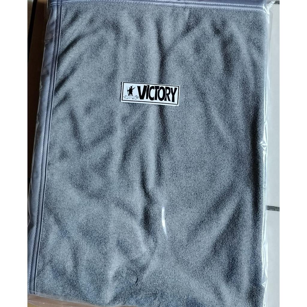 Selimut VICTORY abu-abu hotel / motel / kost / asrama / homestay / guest house / oyo / red doorz / r