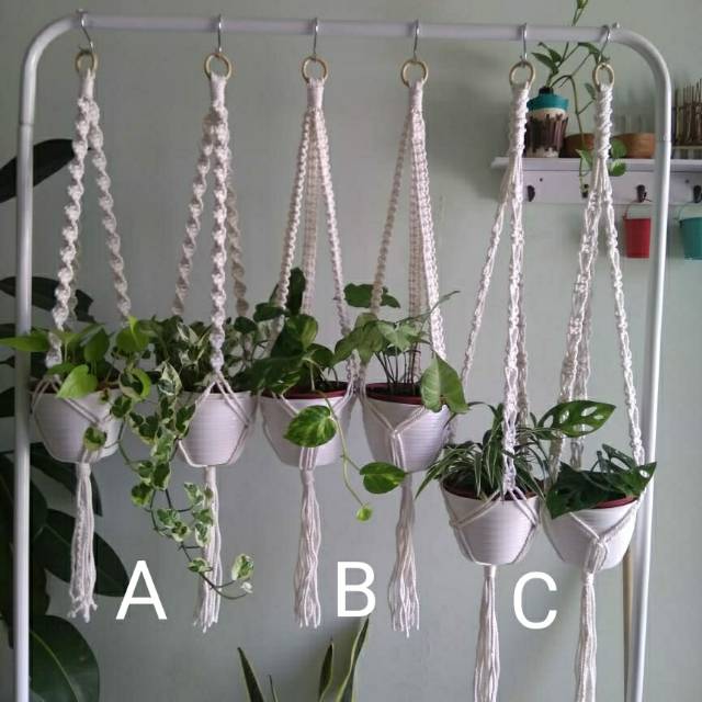 Macrame / Macrame plant hanger / gantungan pot / tali pot / hiasan dinding / hiasan gantung