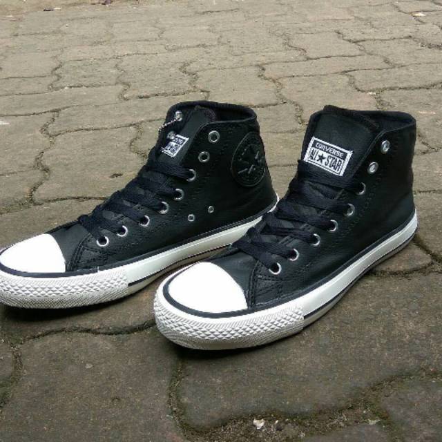 Sepatu Converse / Converse Kulit Classic High top / Converse Murah