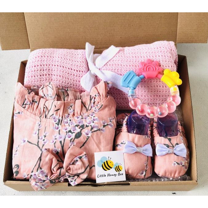 

Hampers bayi cewek /hampers baby girl /hampers bay perempuan