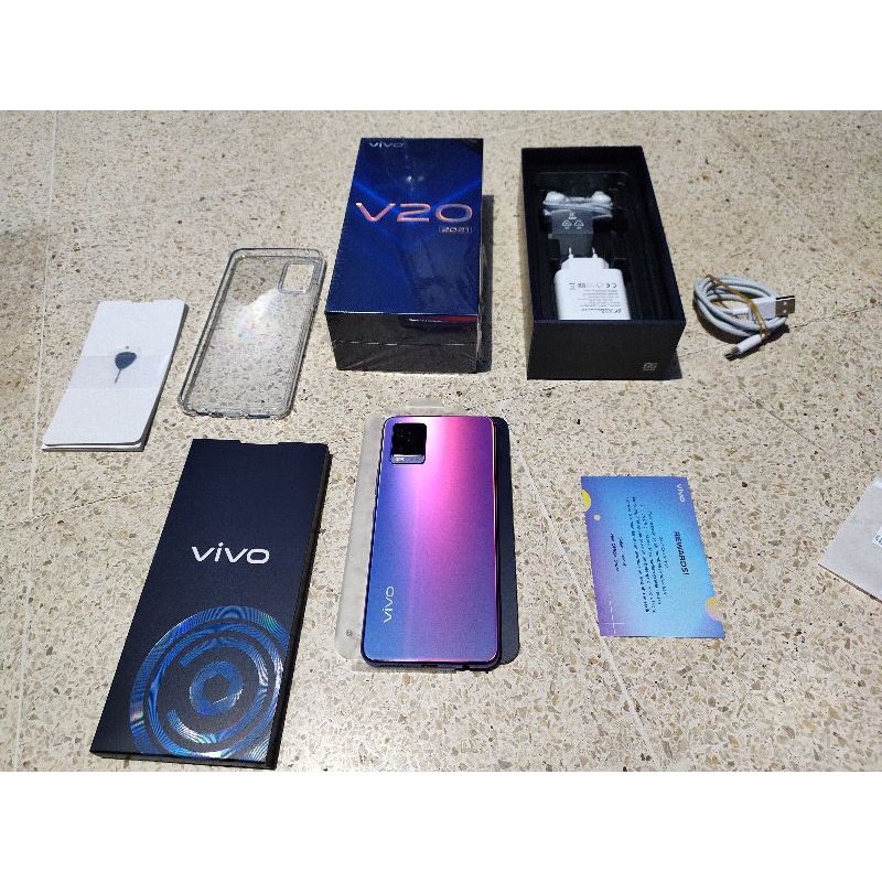 VIVO V20 2021 8/128 SECOND BEKAS MULUS TANGAN PERTAMA FULLSET BACA DESKRIPSI