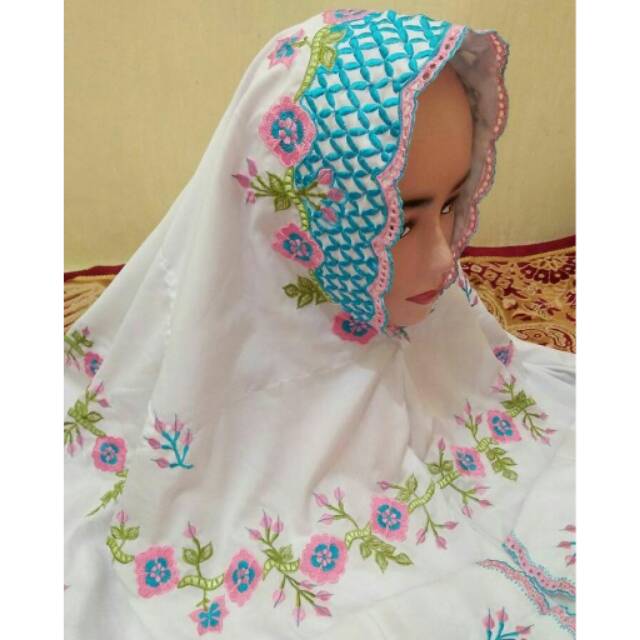 mukena lajuran bordir minang