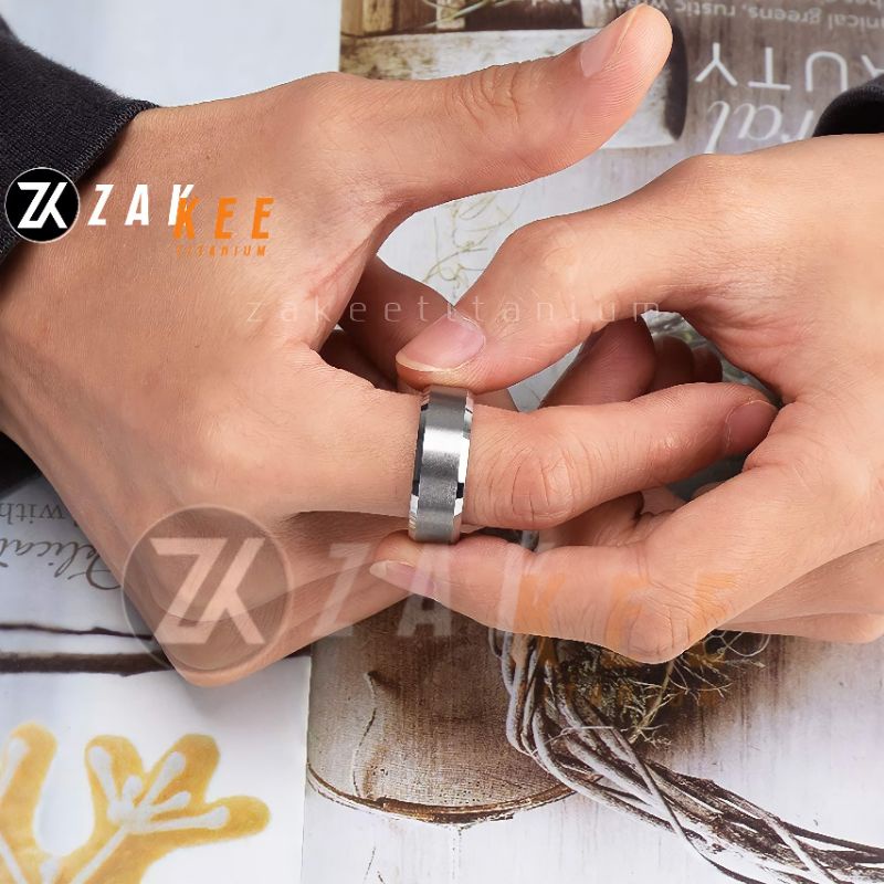 Cincin Titanium Pria Wanita Silver Anti Karat Cowok Cewek Keren Cincin Hadiah Cincin Tunagan Cincin Couple Cincin Pasangan