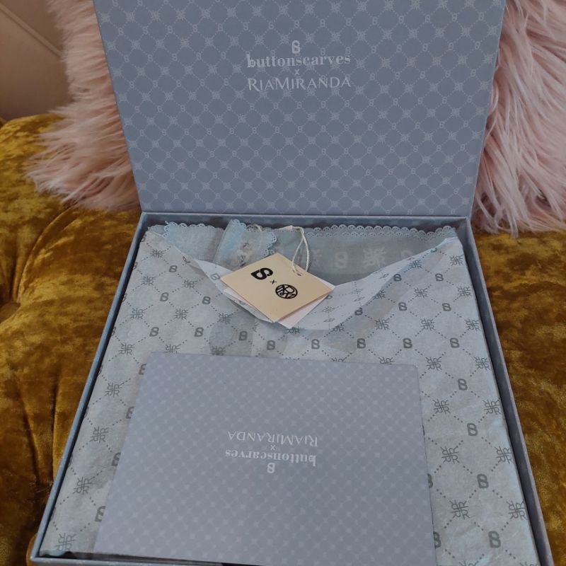 NEW xanadu Monogram voal ice. Riamiranda x Buttonscarves