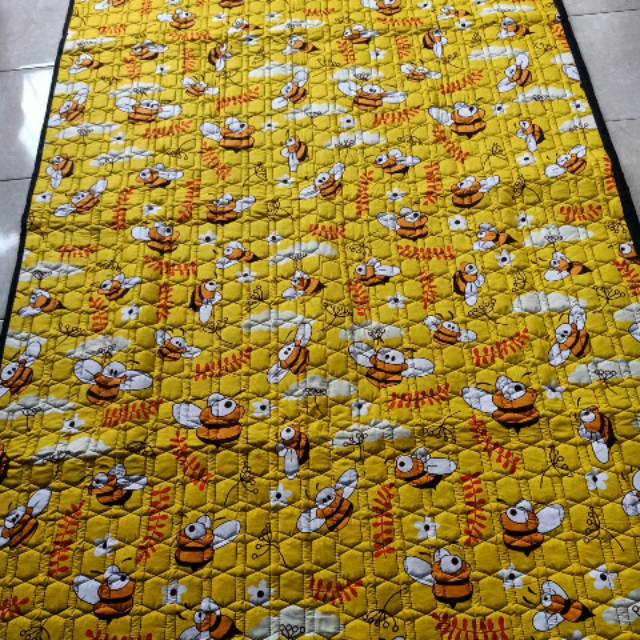 Bayar Nanti  SPayLater Tikar Karpet Quilting Karakter Bee Cartoon Quilting
