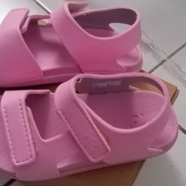 New Sepatu Sendal TOEZONE BAJO GIRL