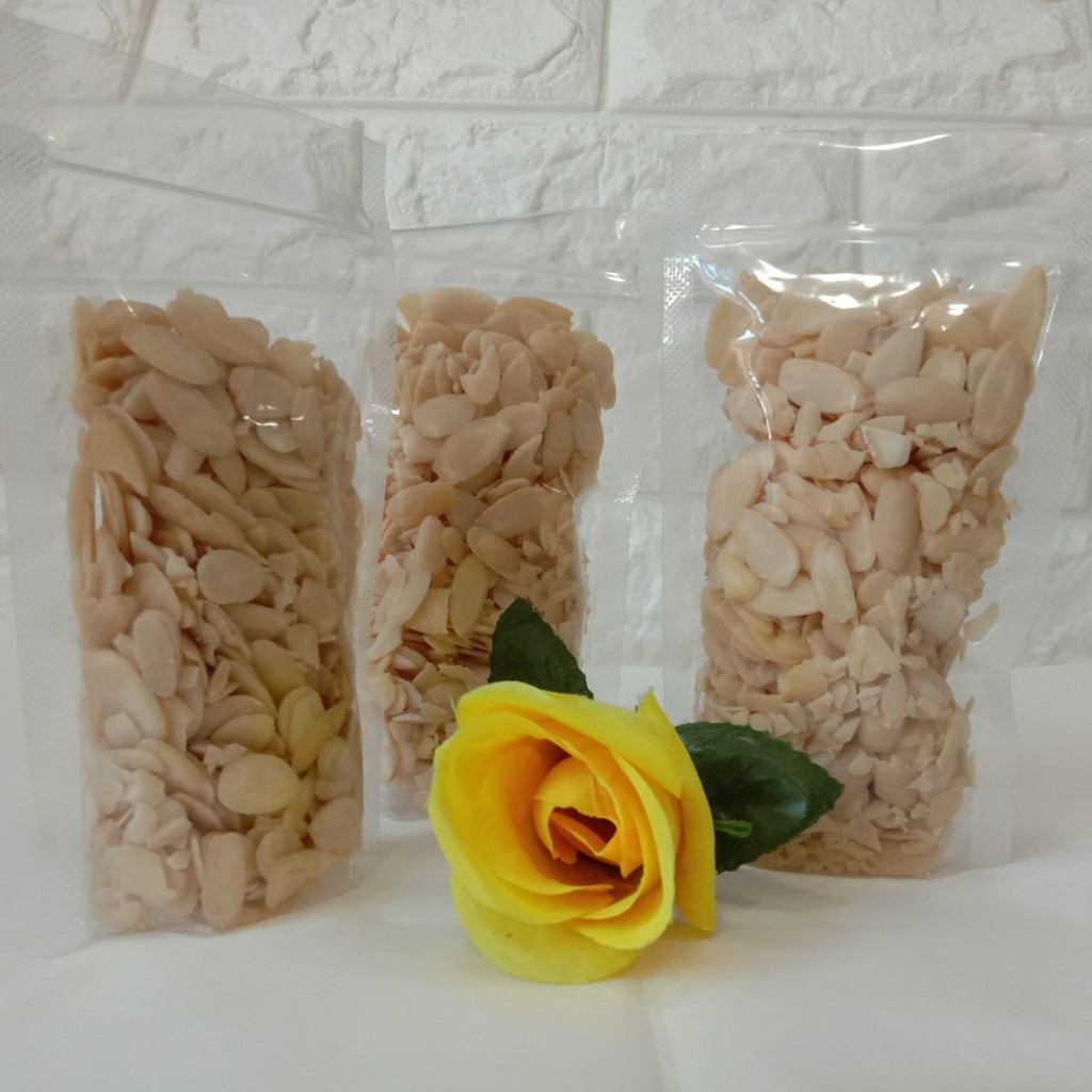 

Kacang Almond Slice 100 gr