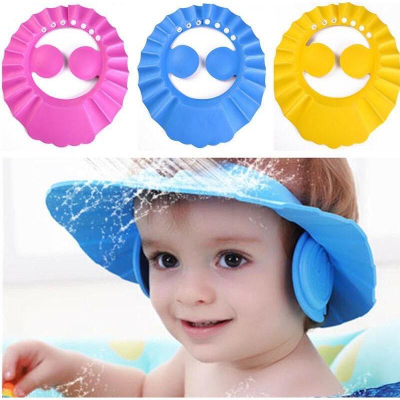 Topi Keramas Anak Bayi -- AC 316 -- dengan Kancing Penutup Telinga Bahan Sponge / Baby Shower Cap / Topi Mandi Anak Untuk keramas agar mata dan telinga tidak kemasukan air mencegah sakit mata dan infeksi telinga - perlengkapan mandi bayi dan anak