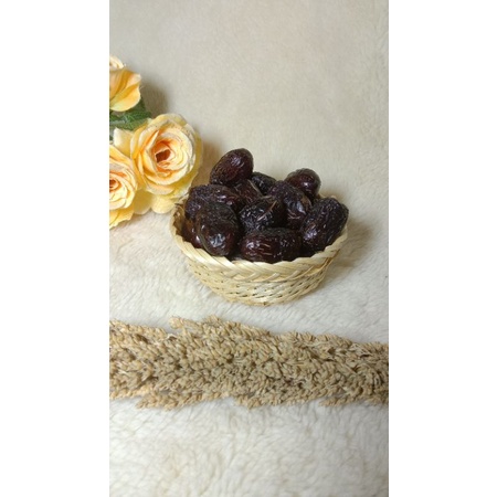 

Kurma ajwa kurma nabi