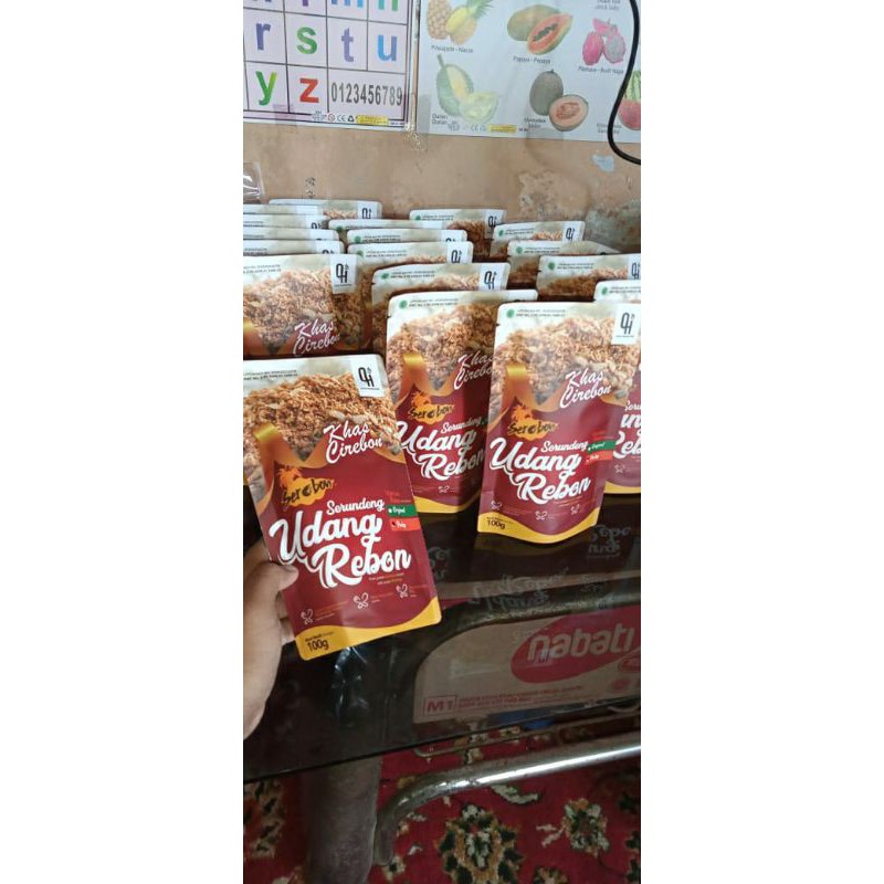 

serundeng udang rebon