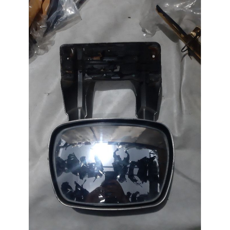 spion bagasi belakang hyundai trajet