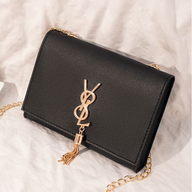 Tas Wanita Simple Pouch Tas Pesta Tas Mini Fashion Import Tas Wanita Simple Pouch Tas Pesta Tas Mini Fashion Import