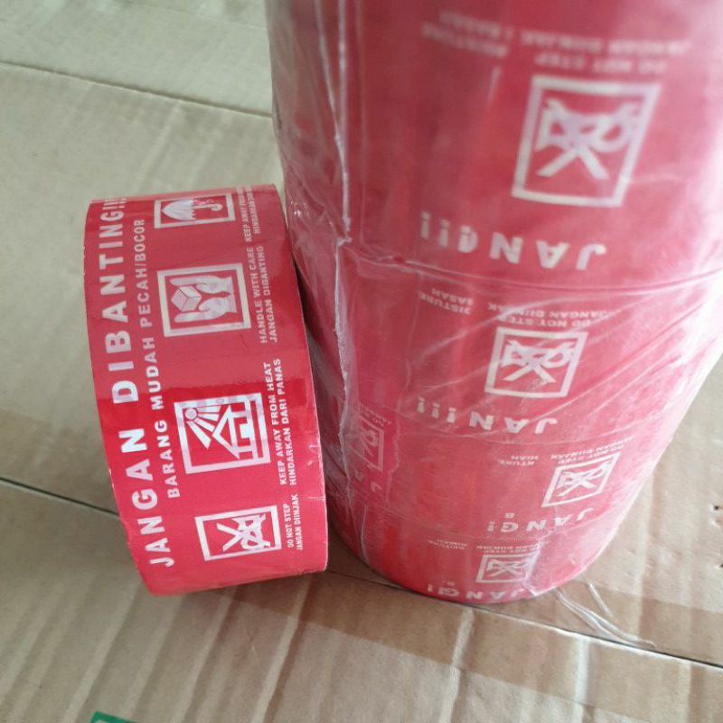 

lakban fragile jangan dibanting daimaru