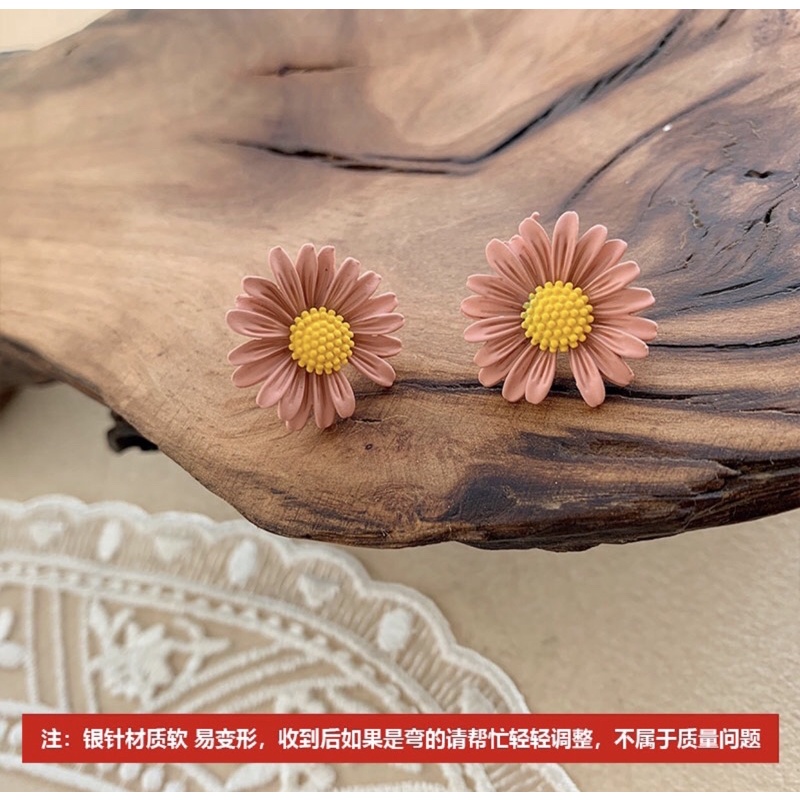 Anting Wanita Tusuk Korea Motif Bunga Daisy Flower Earing Lucu Terbaru Anting Petal Bentuk Flower-Pink