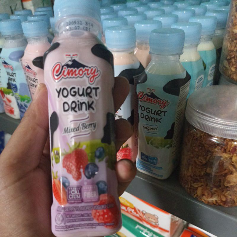 CIMORY YOGURT BOTOL 240 ML