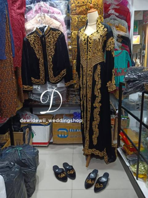 1set, Kebaya + Beskap Lengkap (BONUS 2 PASANG SELOP)