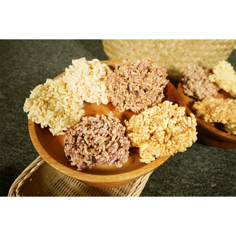 

Rengginang Mateng sudah di goreng campur rasa cemilan tradisional isi 24pc