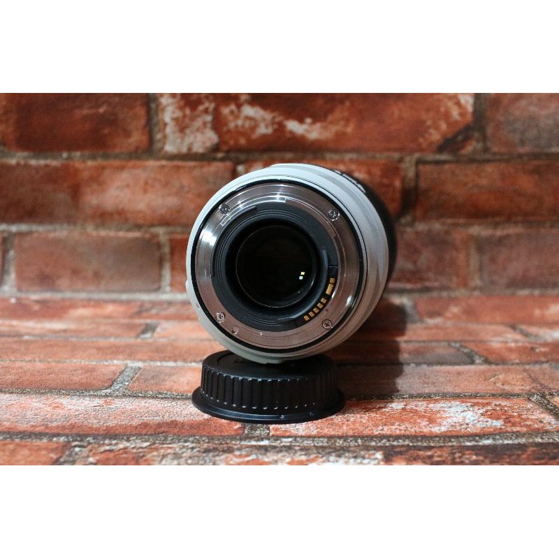 Lensa Canon 70-300mm IS USM (BNOB)