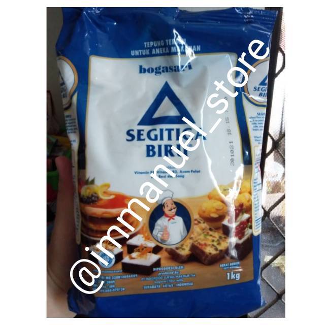 Jual (READY) TEPUNG SEGITIGA BIRU BOGASARI PREMIUM / TEPUNG BOGASARI ...