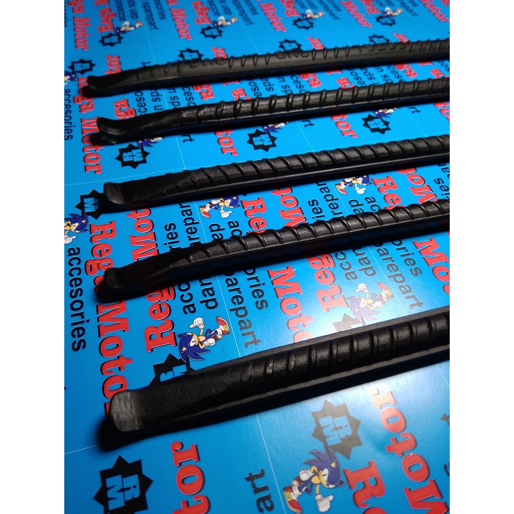 CUKIT BAN MOTOR BAHAN BAJA 13mm