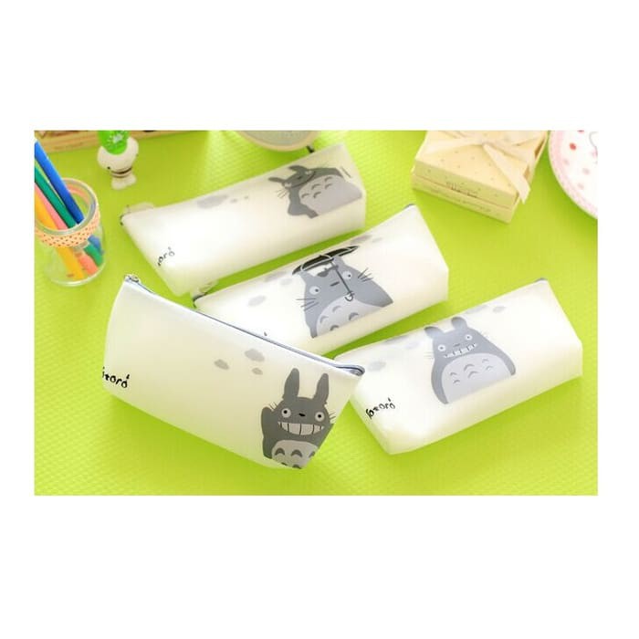 

TP030 Tempat Pensil Silicone White Totoro / Tempat Kosmetik - TP Totoro dua