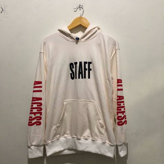 HnM Hoodie Staff