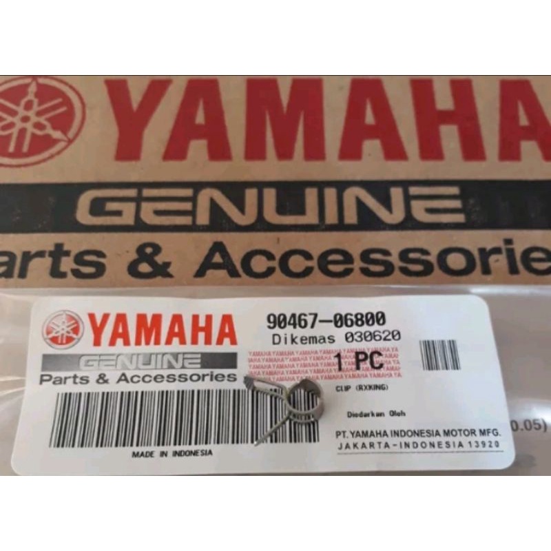 Clip klip selang pompa oli samping kecil - klip pembuangan pompa oli samping rx king ori yamaha
