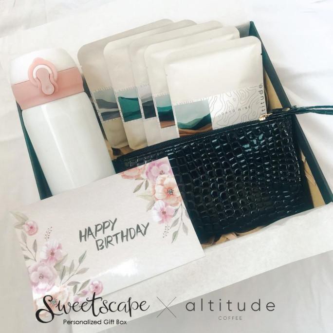 

Gift Box Package 45-Paket Hampers 45-Kado Ultah Riantihanumshop9