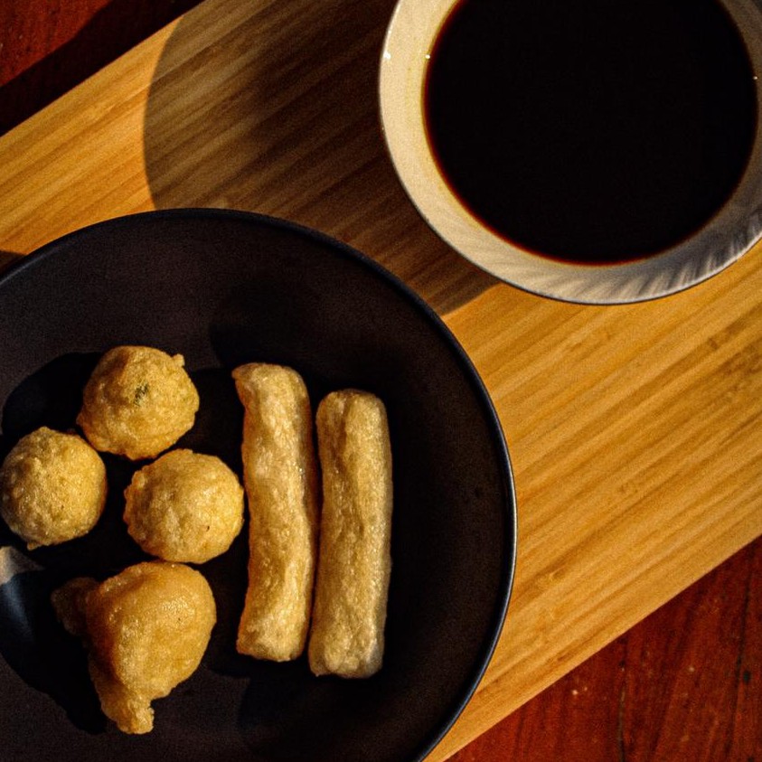 

Pempek Best Deal / Pempek Ikan Tenggiri Asli Palembang Isi 25pcs + Cuko