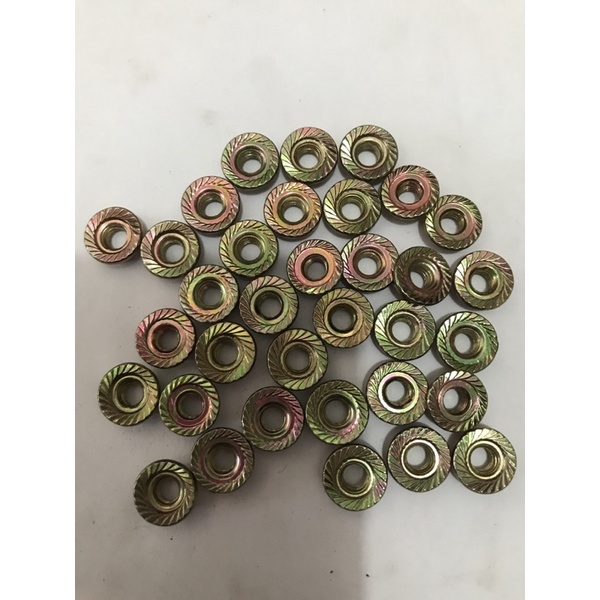 Mur flange / mur topi M.4