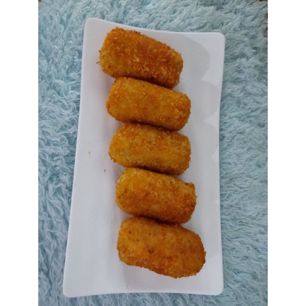 

Kroket kentang isi ayam wortel(20pc)