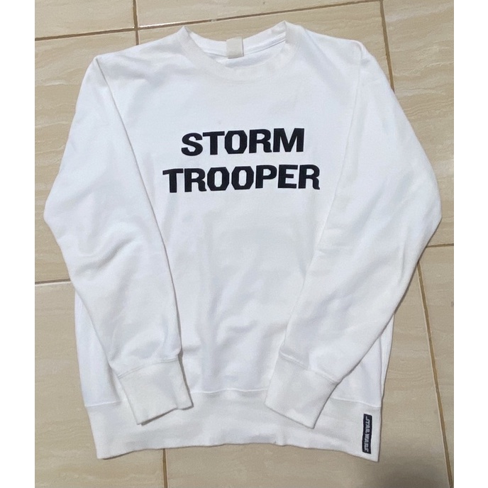 crewneck starwars x uniqlo second SOLD COD❌