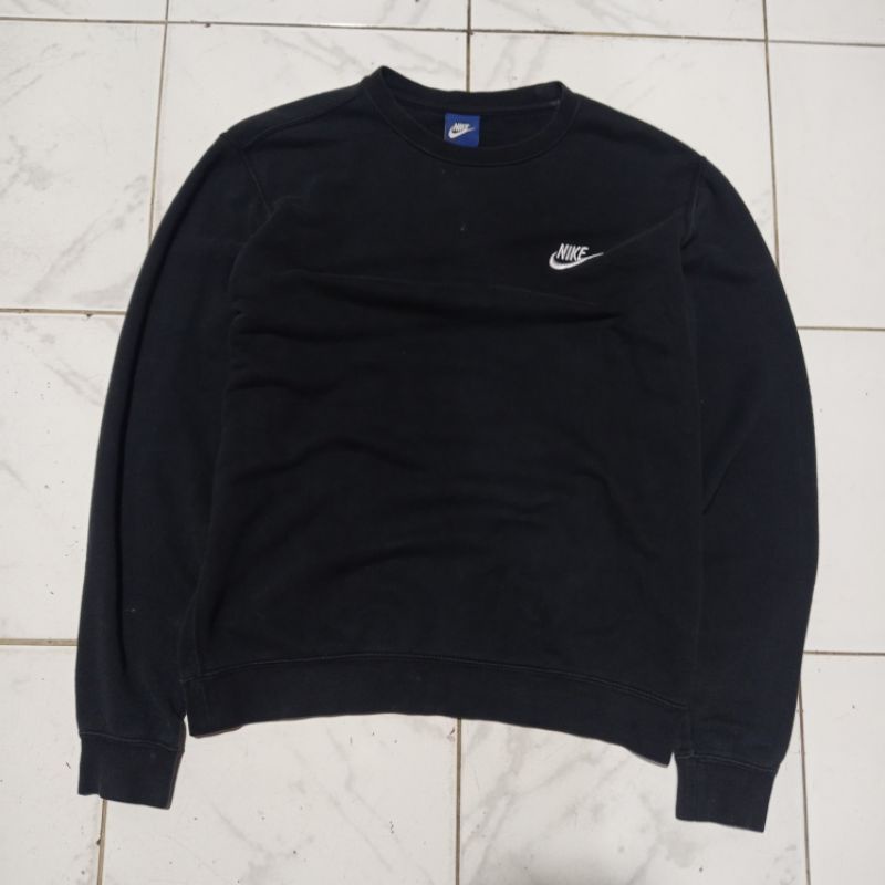 Crewneck Nike / sweater Nike tag biru second