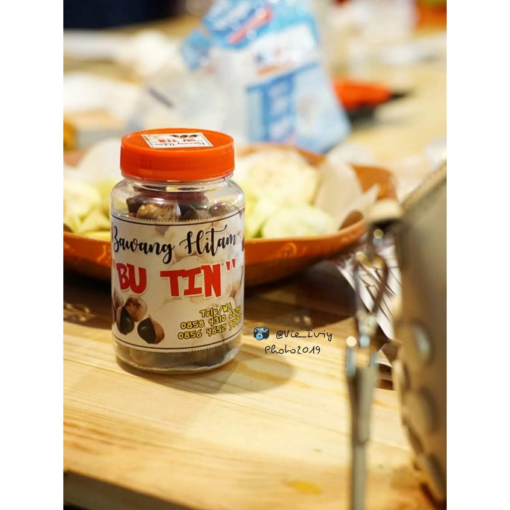 

PREMIUM!! Black Garlic / Bawang Hitam Tunggal BU TIN