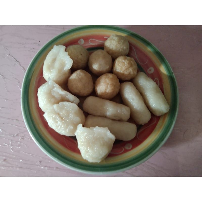 

Pempek/pempek kecil campur