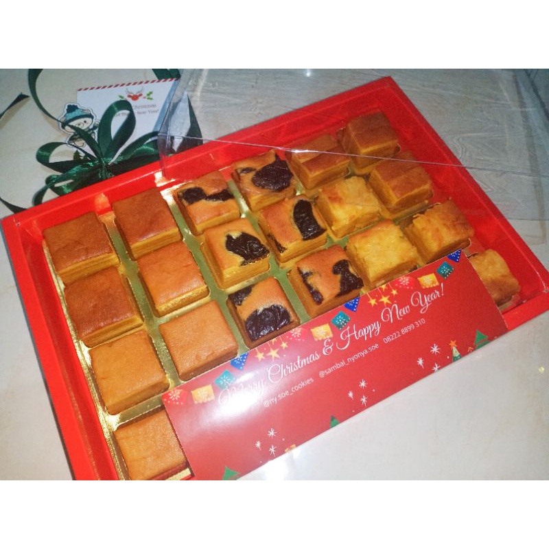 

Lapis Legit Hampers Natal Original