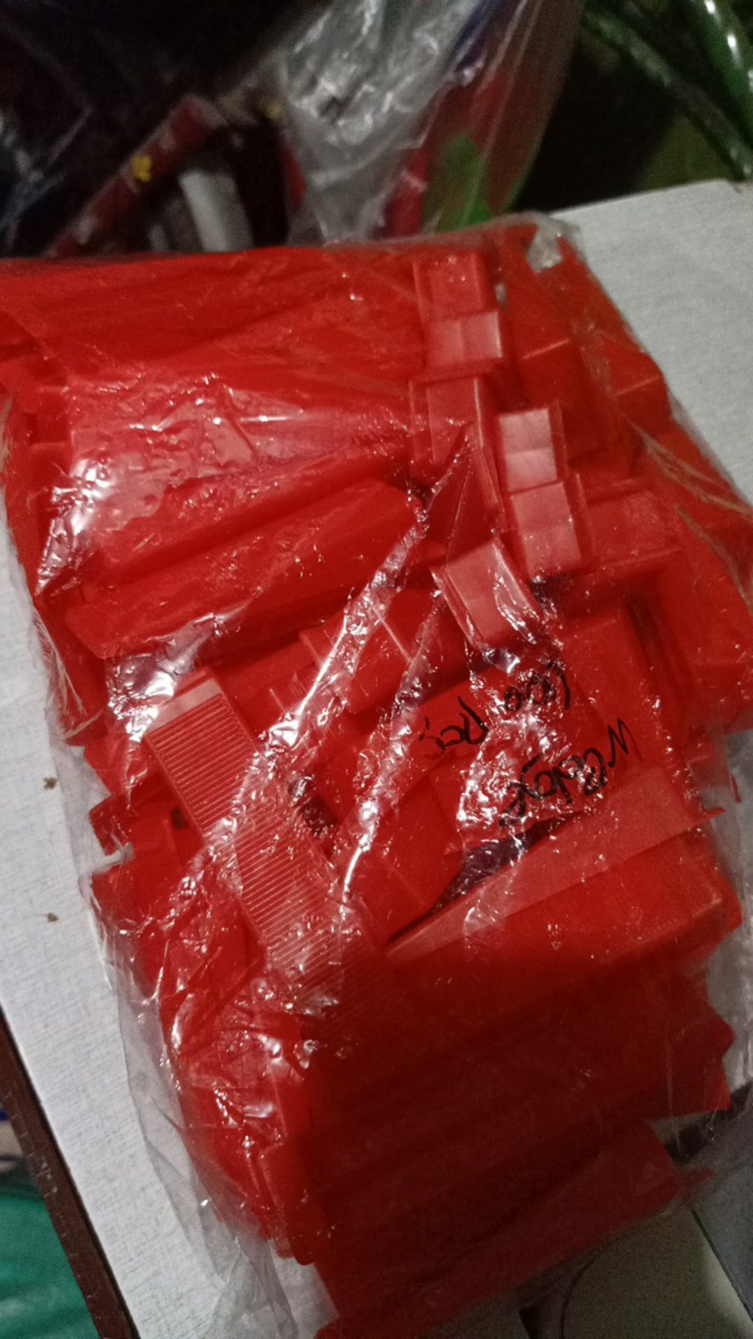 Universal Wedge / Tile Leveling System / Perata Granit Keramik