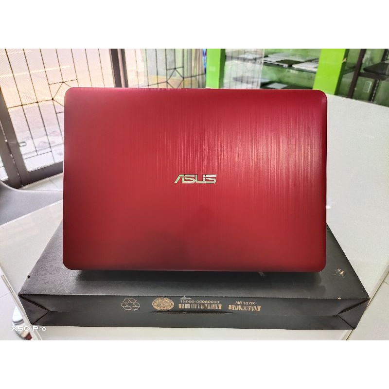 Laptop bekas Asus X441UA 6006u