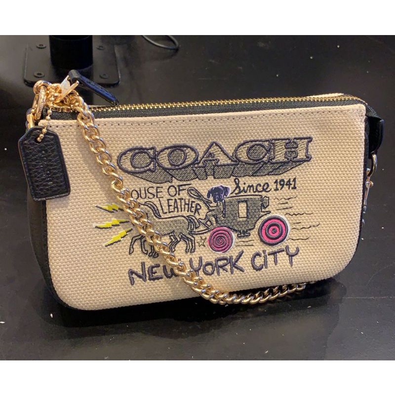 COACH POUCH TAS KECIL PESTA NEWYORK WANITA