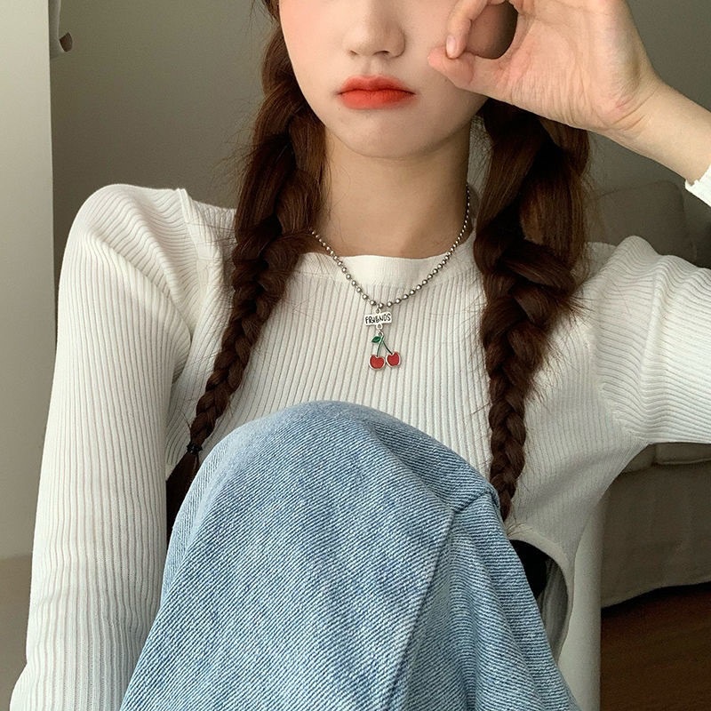 Kalung Rantai Dengan Liontin Buah Ceri Simpel Untuk Wanita