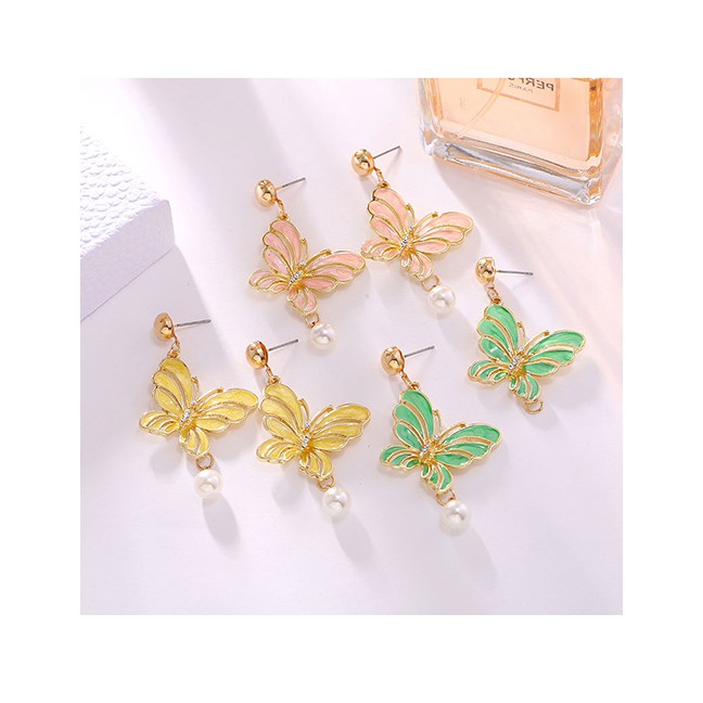 LRC Anting Tusuk Fashion Contrast-cut Hollow Butterfly And Diamond A6138X