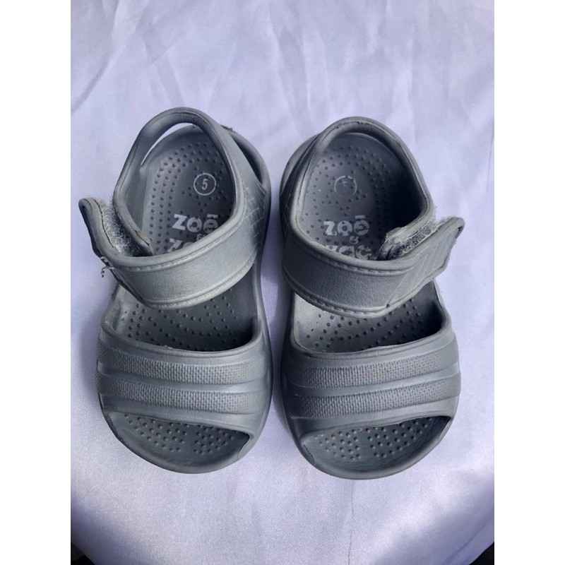Sepatu Sandal Zoe&Zac