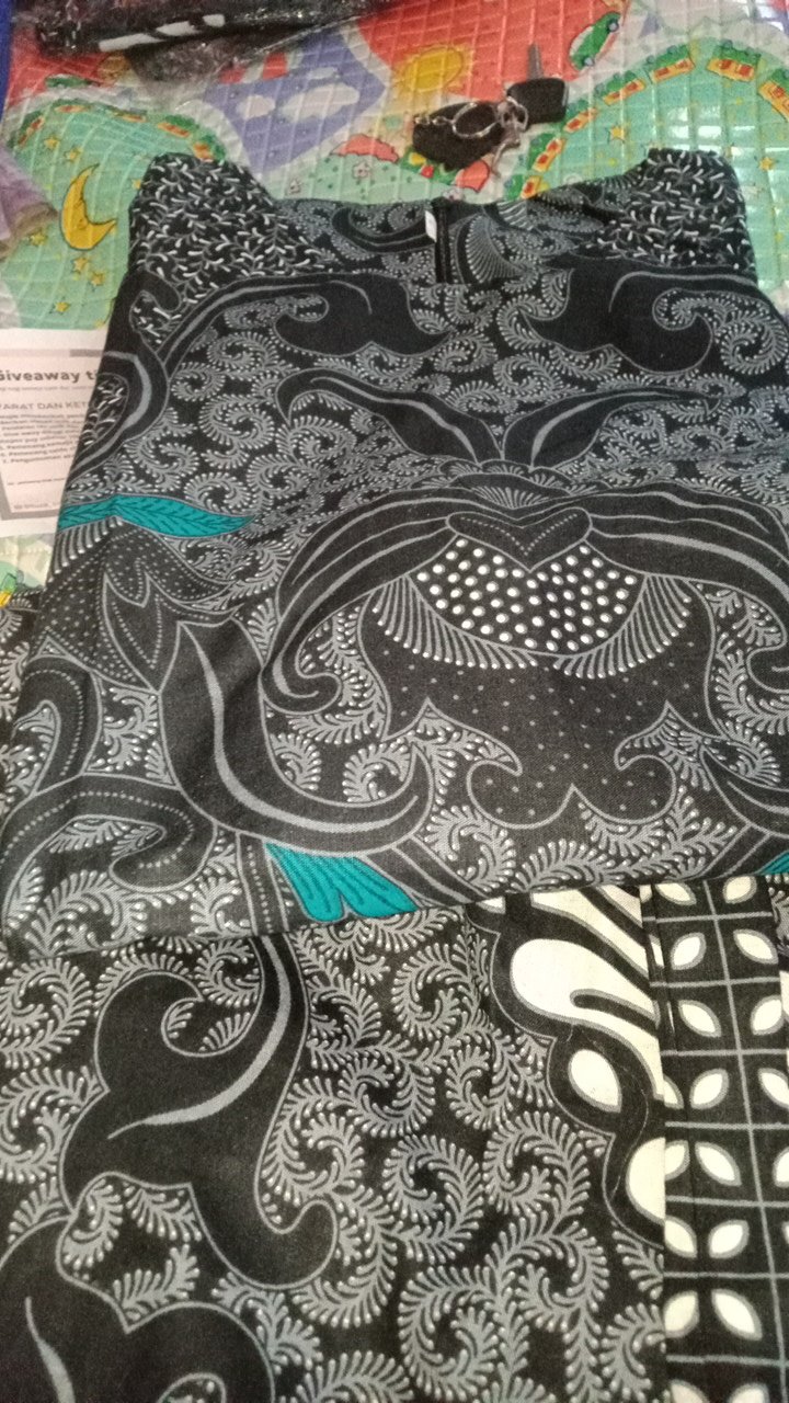 Batik Couple Keluarga Sania Ruffle Ori Ndoro Jowi Dnt Dimensi Abu