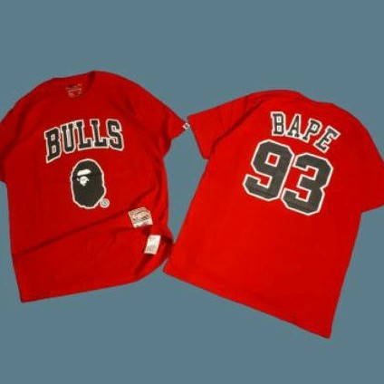 Tshirt Kaos Bulls x Bape