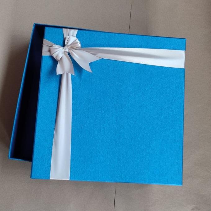 

Premium Product!!! Kotak Kado/Gift Box Uk 50X40X12 - Paling Dicari
