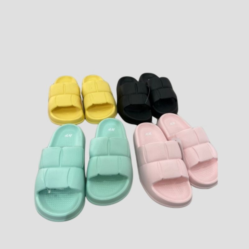 H*M PREMIUM RUBBER SANDALS+FREE PAPERBAG