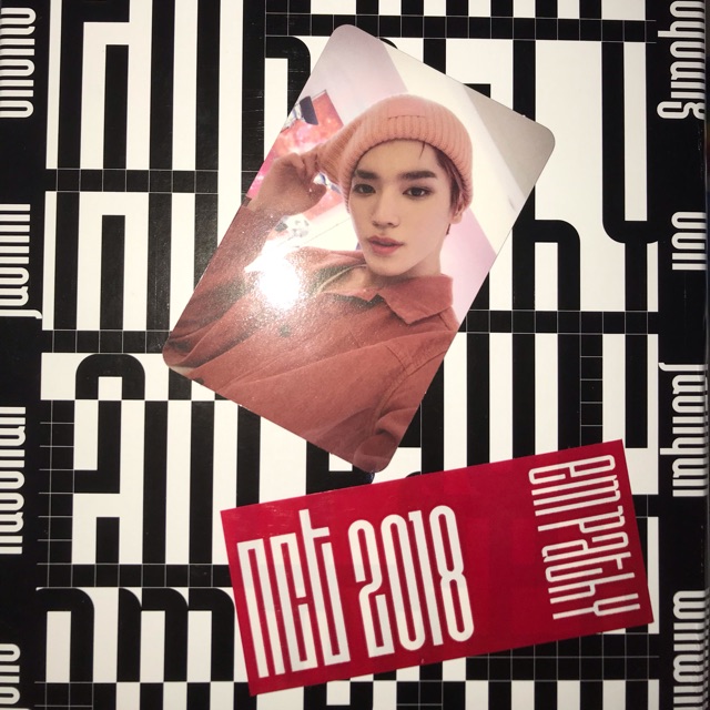 NCT 2018 Empathy Reality version Taeyong Photocard and Diary