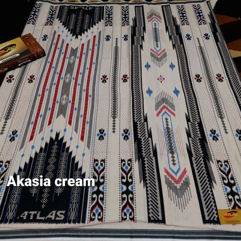 SARUNG ATLAS IDAMAN HARMONI MOTIF BHS SGF SGE IDAMAN HARMONI MOTIF AKASIA